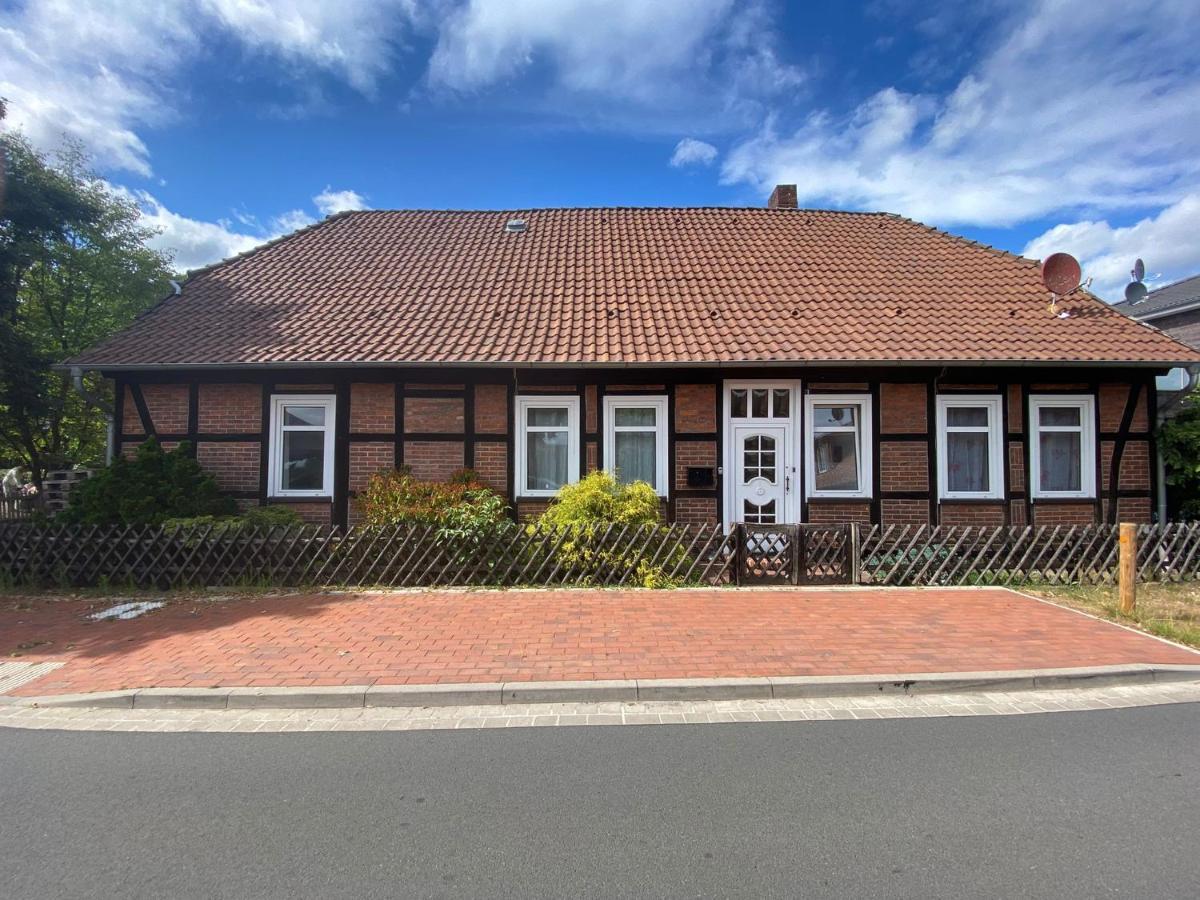 Pension - Monteurzimmer -,, Haus Hilde " Winsen المظهر الخارجي الصورة